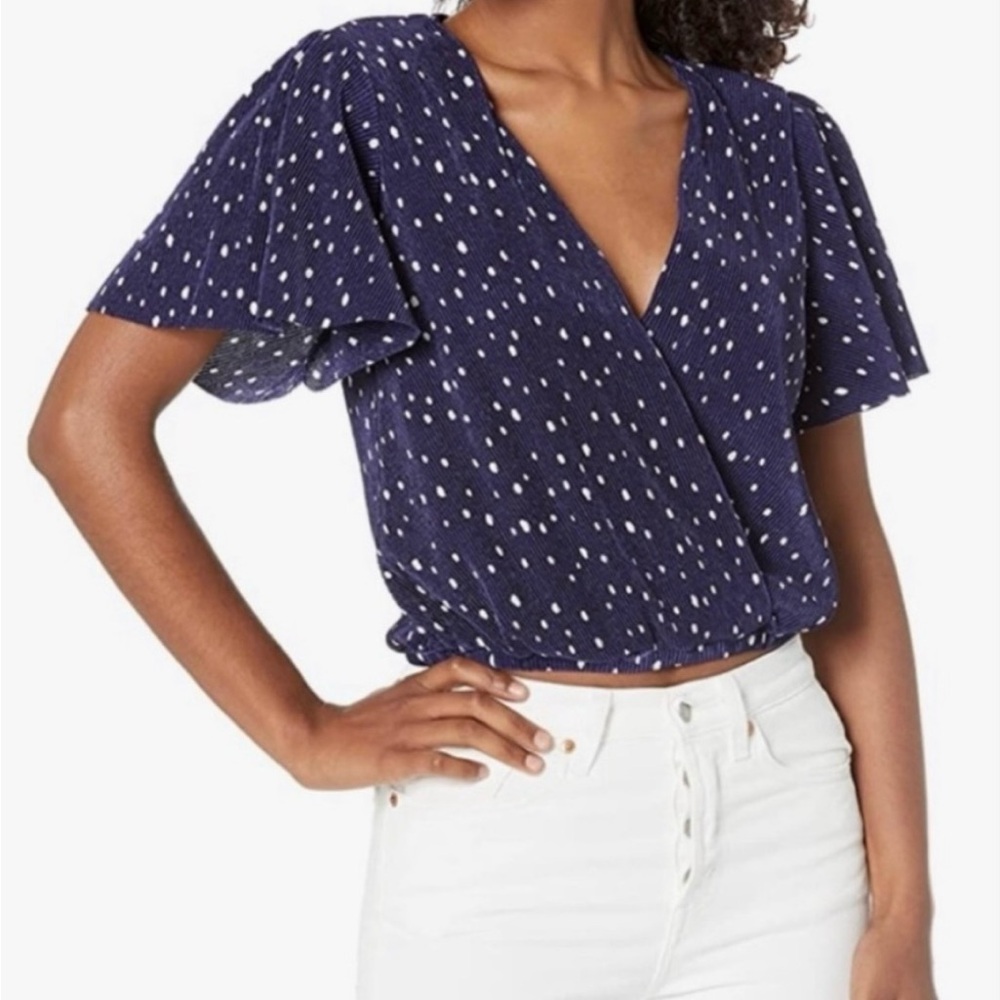 ASTR The Label Plisse Ribbed Wrap Blue & White Polka Dot Blouse Women’s Small